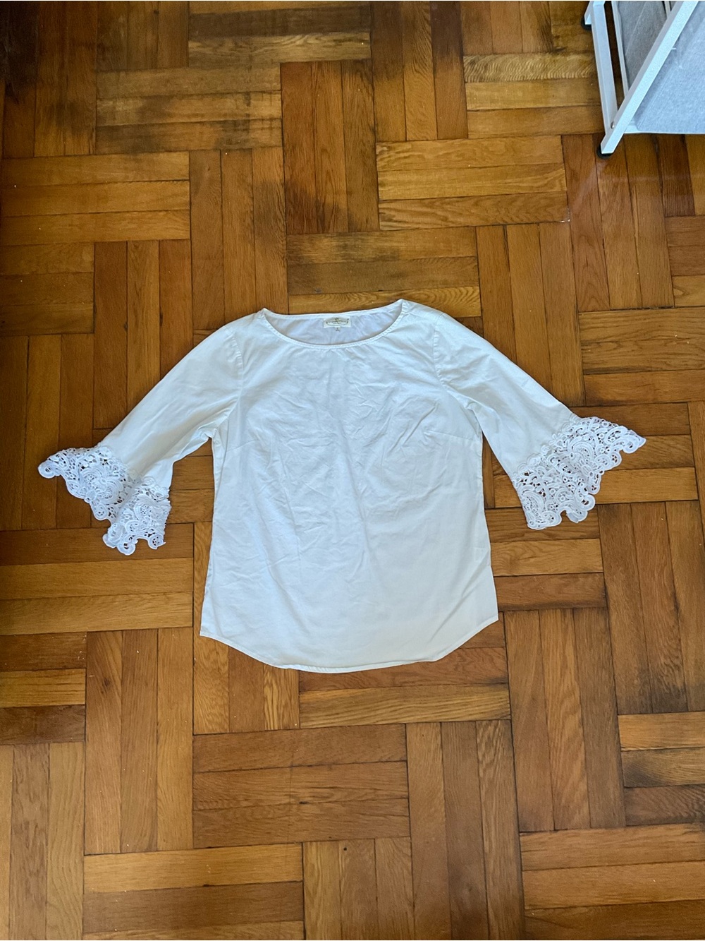 Grand & Greene White Lace Bell Sleeve Blouse Top Size S